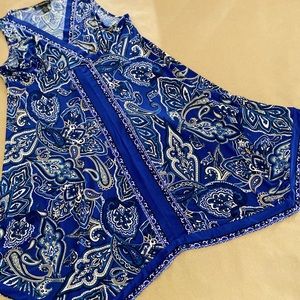 XL sleeveless shark-bite hem dress